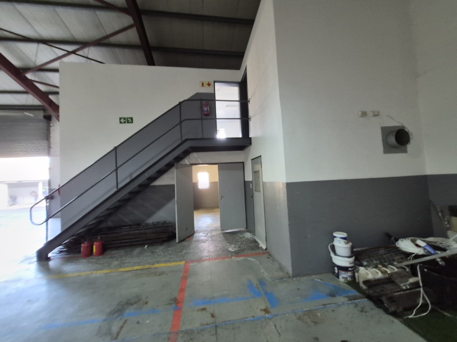To Let Commercial Property for Rent in Paarden Eiland Western Cape
